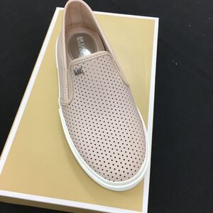 SALE🌸Gorgeous 100% Authentic Michael loafers🌸